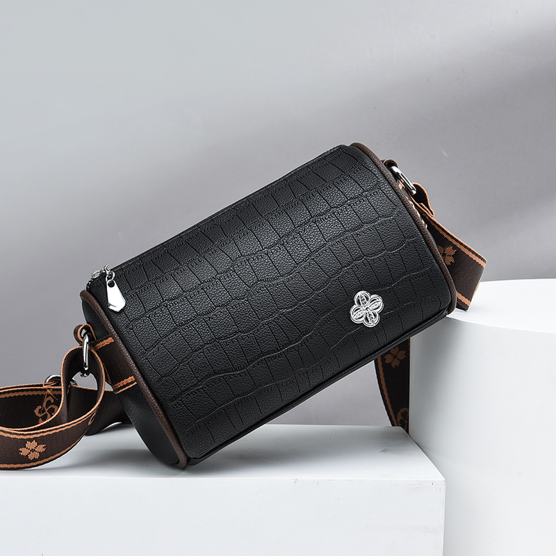 Small barrel bag women's new pillow bag large capacity stone pattern shoulder messenger bag