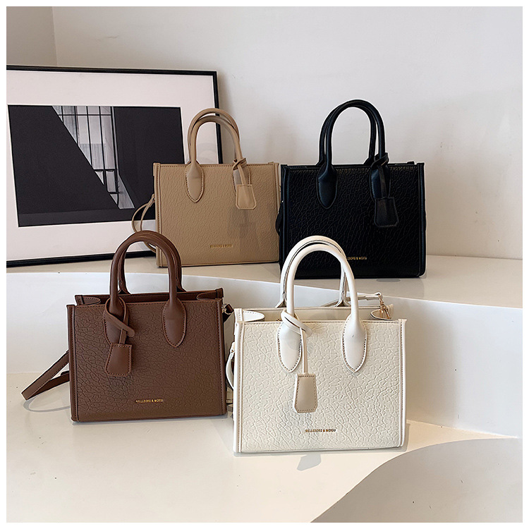 High-quality textured hand-held tote bag women's bag autumn and winter new style trendy fashion textured shoulder messenger bag