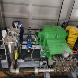 Sistema de eliminación de marcas viales por chorro de agua de alta eficiencia
