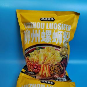 正宗柳州螺螄粉，中國廣西；本地特色即食米粉；適合宿舍的深宵小食；原味；大包裝；5 包裝，每包 330g；經濟實惠