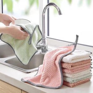 Kitchen Cloth Oil-Absorbing Dish Towel Hanging Scouring Pad, Cleaning Water-Absorbing Stain-Removing Lint-Free Table-Wiping Pineapple Grid
