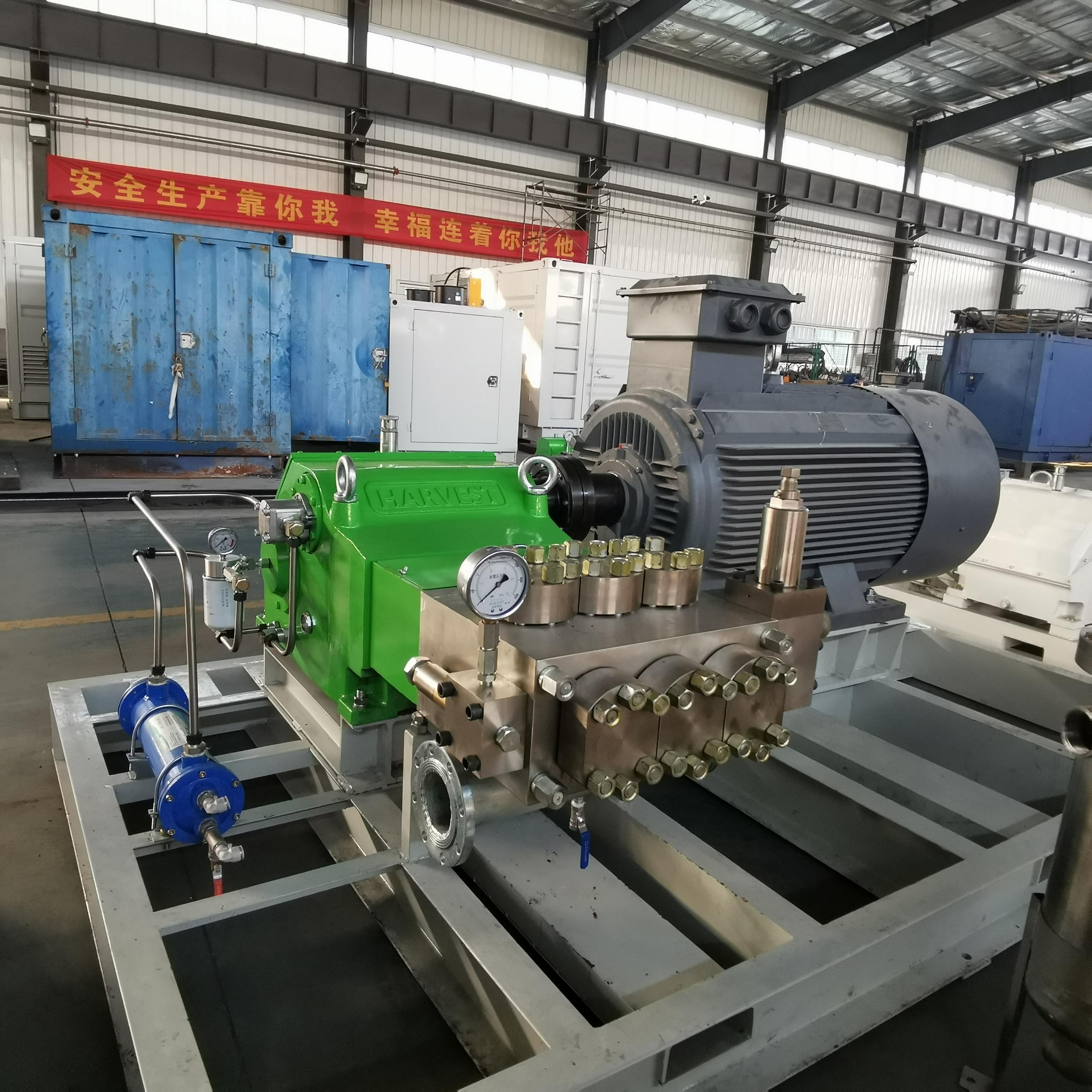 High flow high pressure ship cleaning pump