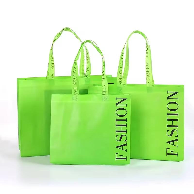 Wholesale Fashion Nonwoven Shopping Bags for Malls and Shoe Stores Covered for Stylish Shopping Experience