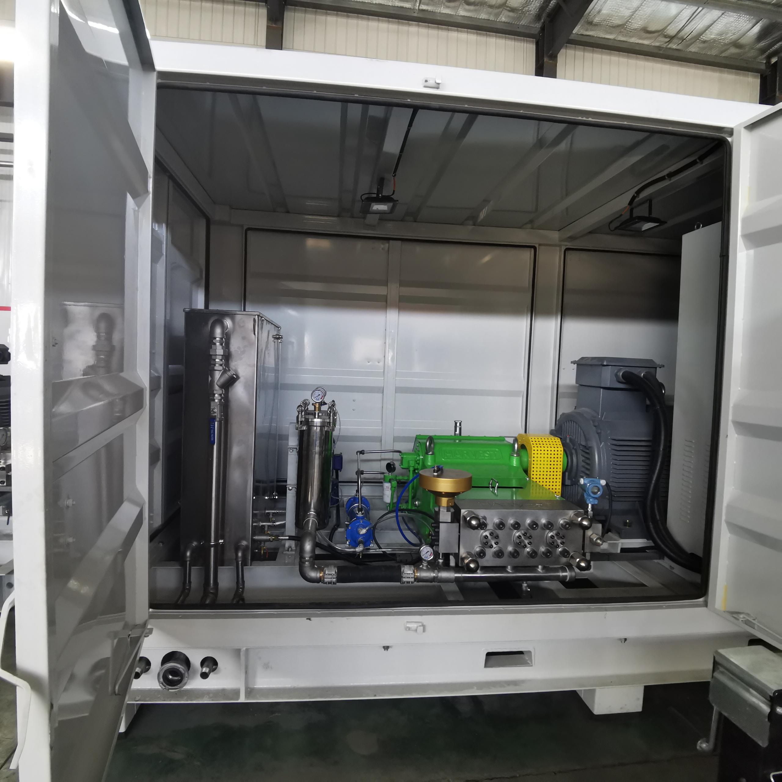 Ultra-High Pressure Waterjet System for Ship Deck Rust Removal