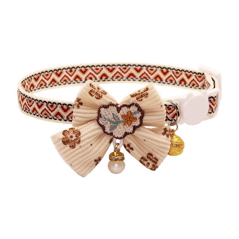 コーヒー色の蝶ネクタイ型猫用首輪 ビーズ・レース・鈴付き ブレーカウェイ式安全バックル