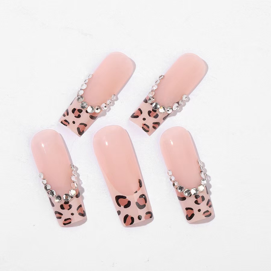 30 piezas de uñas postizas adhesivas con estampado de leopardo y punta francesa, decoradas con cristales